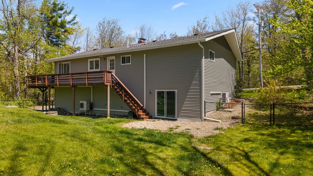 78 Asnebumskit Road Paxton, MA 01612 - Photo 37 of 38