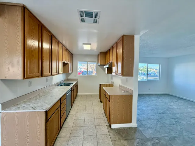 $395,000 | 43737 Commanche Street, Indio, CA 92203