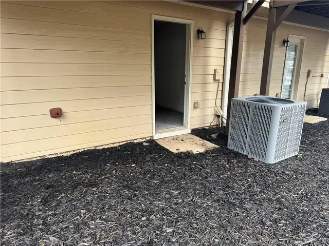 $264,900 | 3015 Liberty Way Northwest, Atlanta, GA 30318