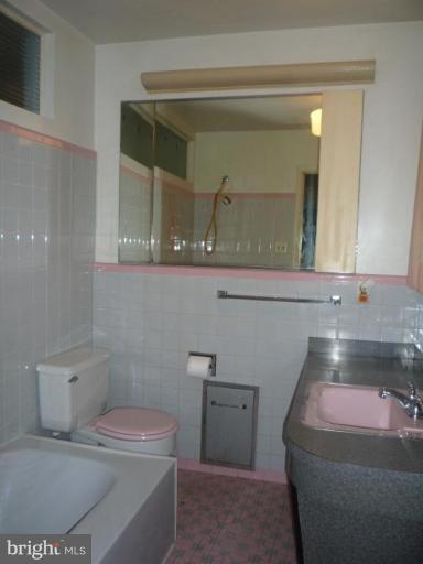 3028 Powder Mill Road Hyattsville, MD 20783 - Photo 6 of 30 Bath #3