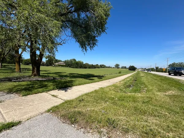 $500,000 | 10850 West Laraway Road, Frankfort, IL 60423