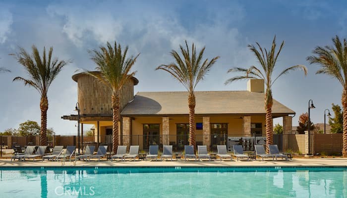 39538 Verbena Way Temecula, CA 92591 - Photo 34 of 38 a front view of a building with outdoor area