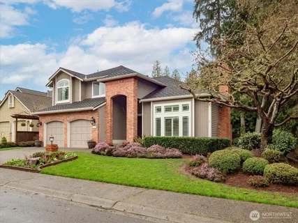 $1,250,000 | 12915 50th Place West, Mukilteo, WA 98275