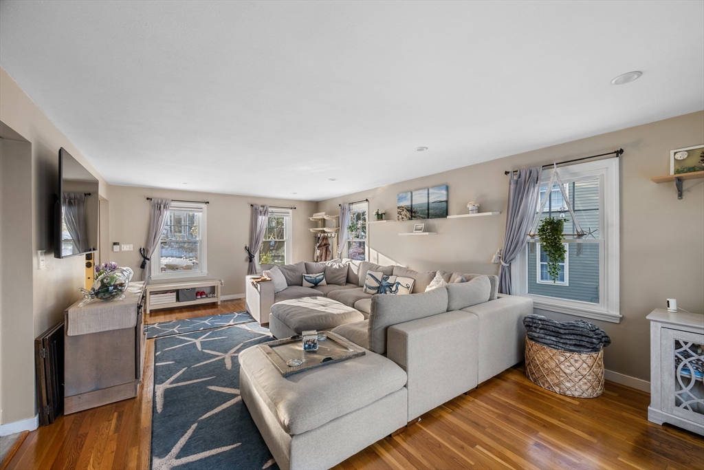 50 Mountwood Road Swampscott, MA 01907 - Photo 3 of 40