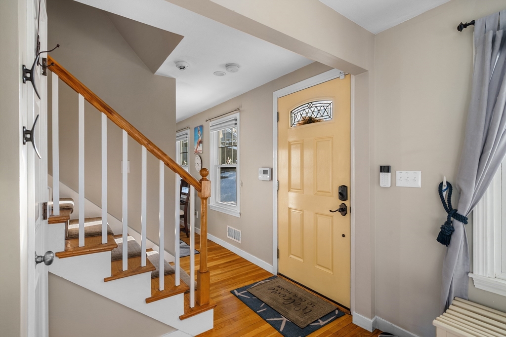 50 Mountwood Road Swampscott, MA 01907 - Photo 4 of 40