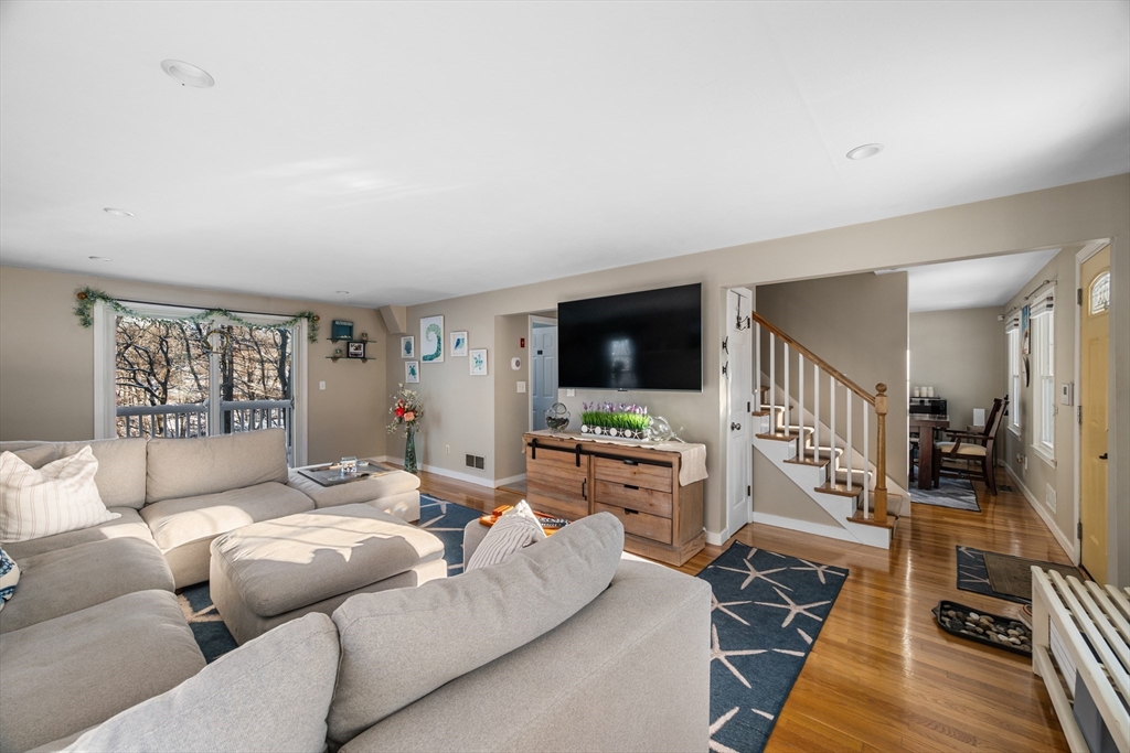 50 Mountwood Road Swampscott, MA 01907 - Photo 6 of 40