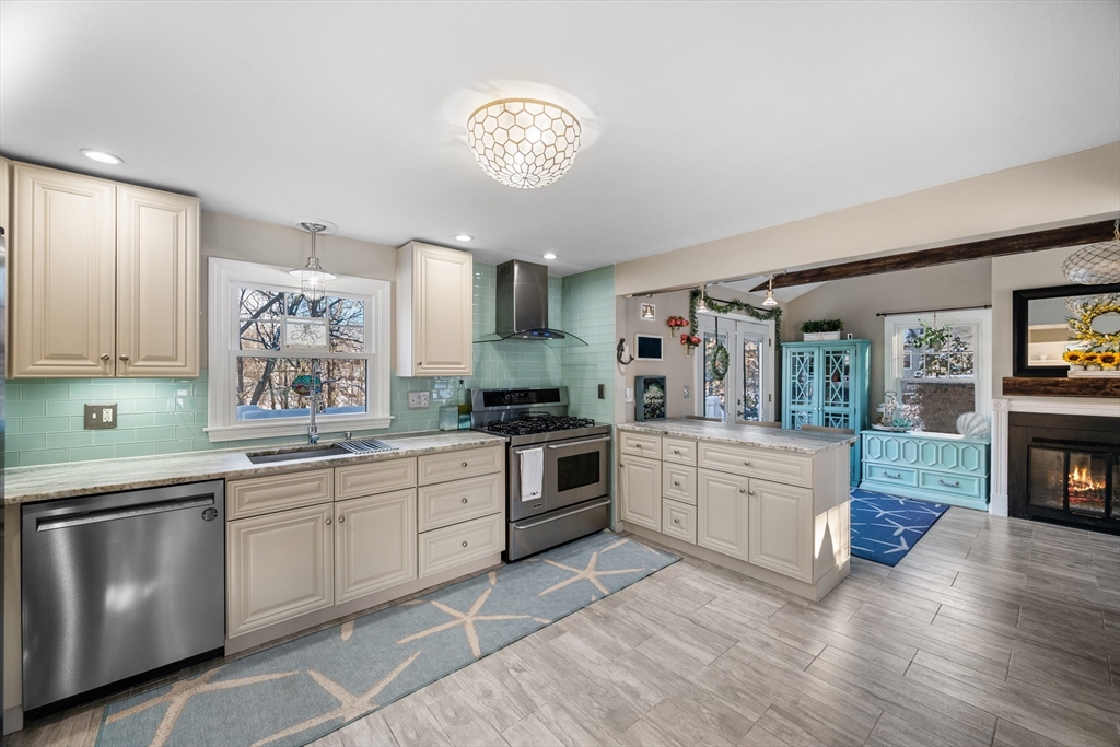 50 Mountwood Road Swampscott, MA 01907 - Photo 10 of 40