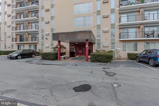 $265,000 | 200 Highland Avenue, Unit 510, State College, PA 16801