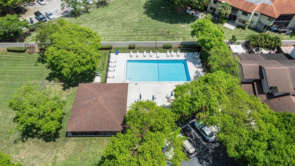 10091 Southwest 137th Place Miami, FL 33186 - Photo 33 of 36