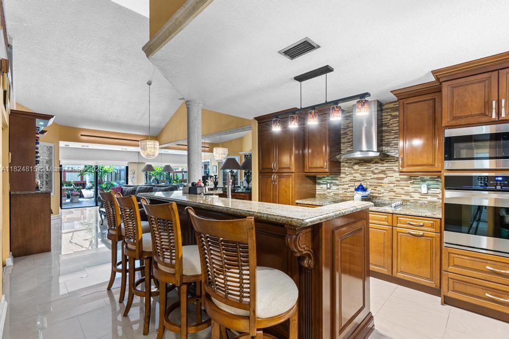 10091 Southwest 137th Place Miami, FL 33186 - Photo 9 of 36