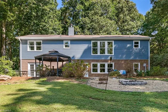 $460,000 | 1917 Scalesville Road, Summerfield, NC 27358