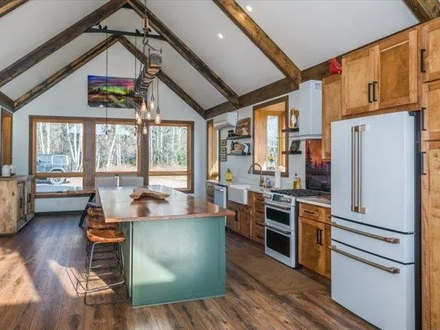 $1,295,000 | 5508 Nordling Road, Duluth, MN 55804