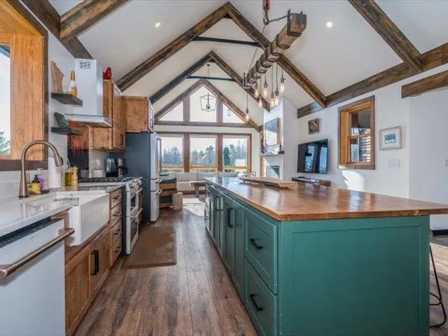 $1,295,000 | 5508 Nordling Road, Duluth, MN 55804