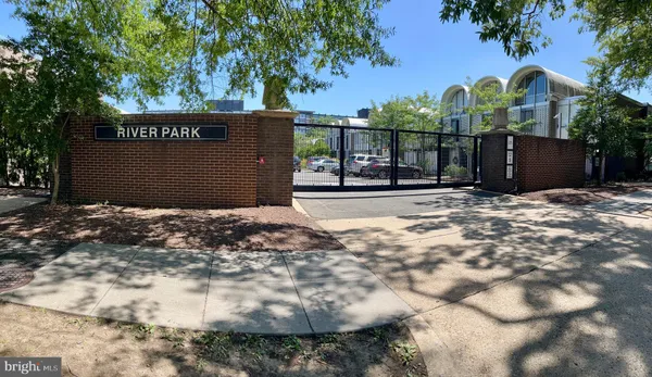 $235,000 | 1340 4th Street Southwest, Unit T1340, Washington, DC 20024