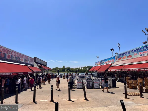 $235,000 | 1340 4th Street Southwest, Unit T1340, Washington, DC 20024