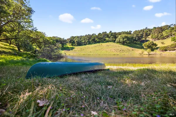 $3,379,000 | 8373 Singing Hills Trail, Healdsburg, CA 95448
