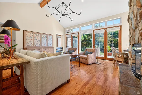 $3,379,000 | 8373 Singing Hills Trail, Healdsburg, CA 95448