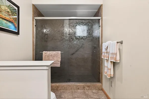 $3,379,000 | 8373 Singing Hills Trail, Healdsburg, CA 95448