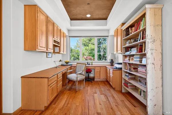 $3,379,000 | 8373 Singing Hills Trail, Healdsburg, CA 95448