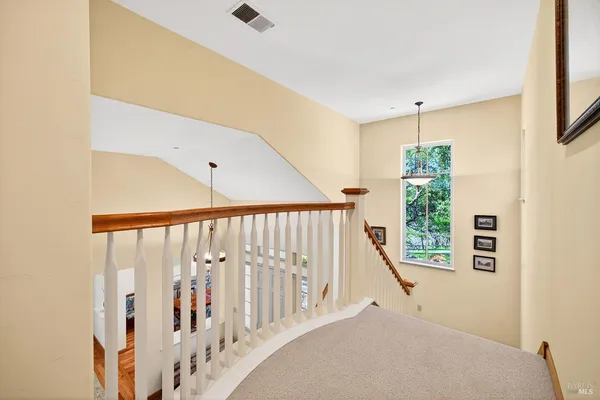 $3,379,000 | 8373 Singing Hills Trail, Healdsburg, CA 95448