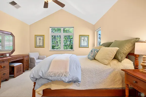 $3,379,000 | 8373 Singing Hills Trail, Healdsburg, CA 95448
