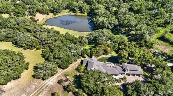 $3,379,000 | 8373 Singing Hills Trail, Healdsburg, CA 95448