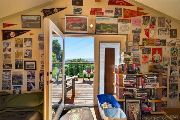 $3,379,000 | 8373 Singing Hills Trail, Healdsburg, CA 95448