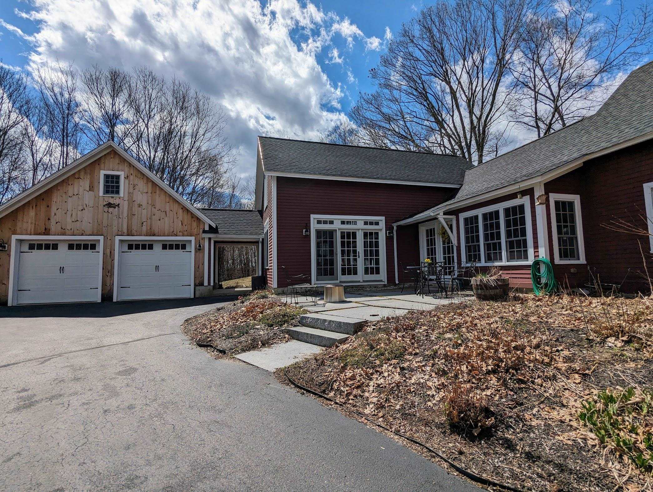 40 Gould Hill Road Hopkinton, NH 03229 - Photo 2 of 37