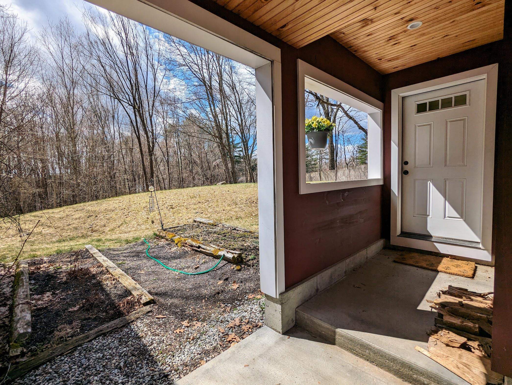 40 Gould Hill Road Hopkinton, NH 03229 - Photo 5 of 37