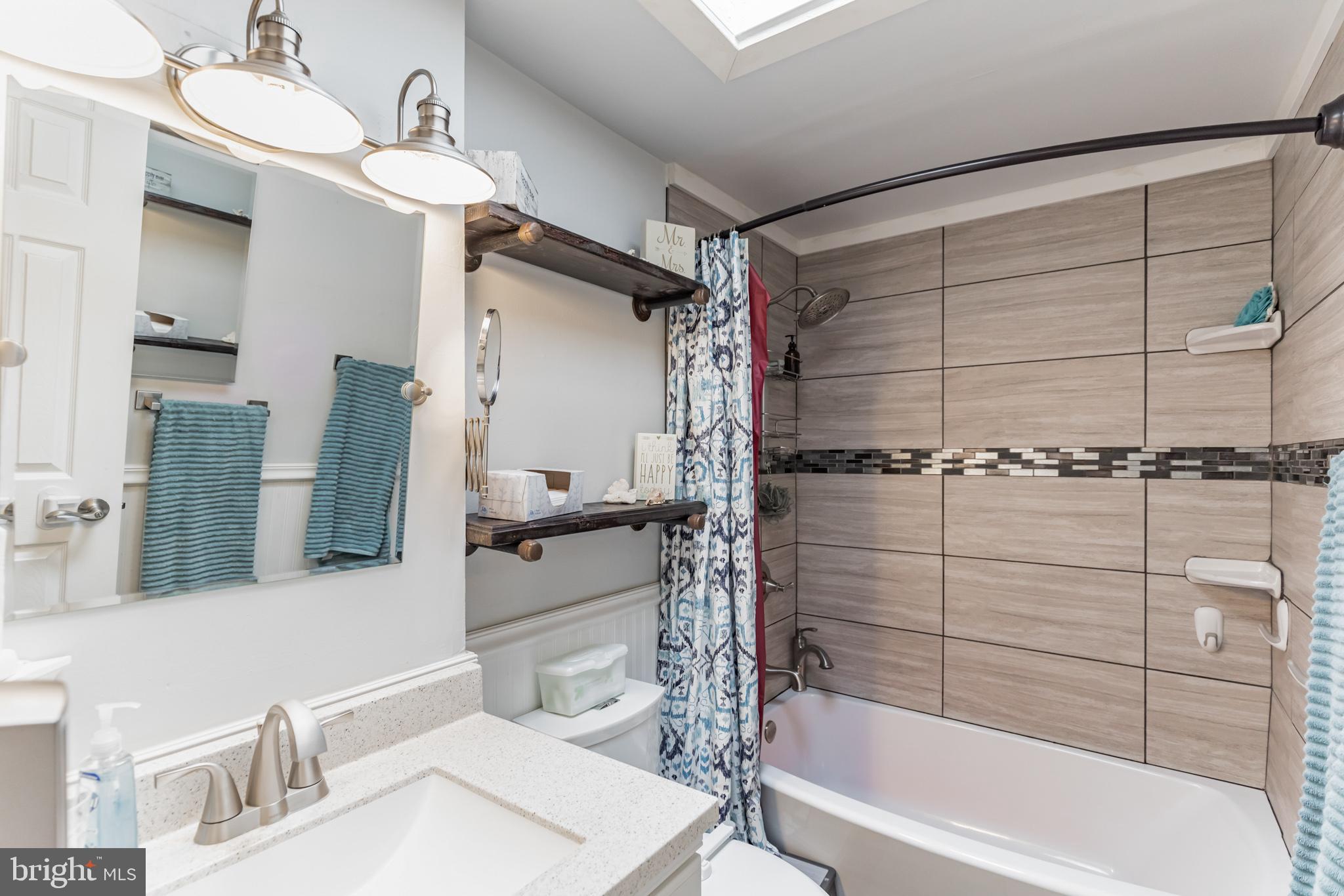 12124 Aster Road Philadelphia, PA 19154 - Photo 11 of 30