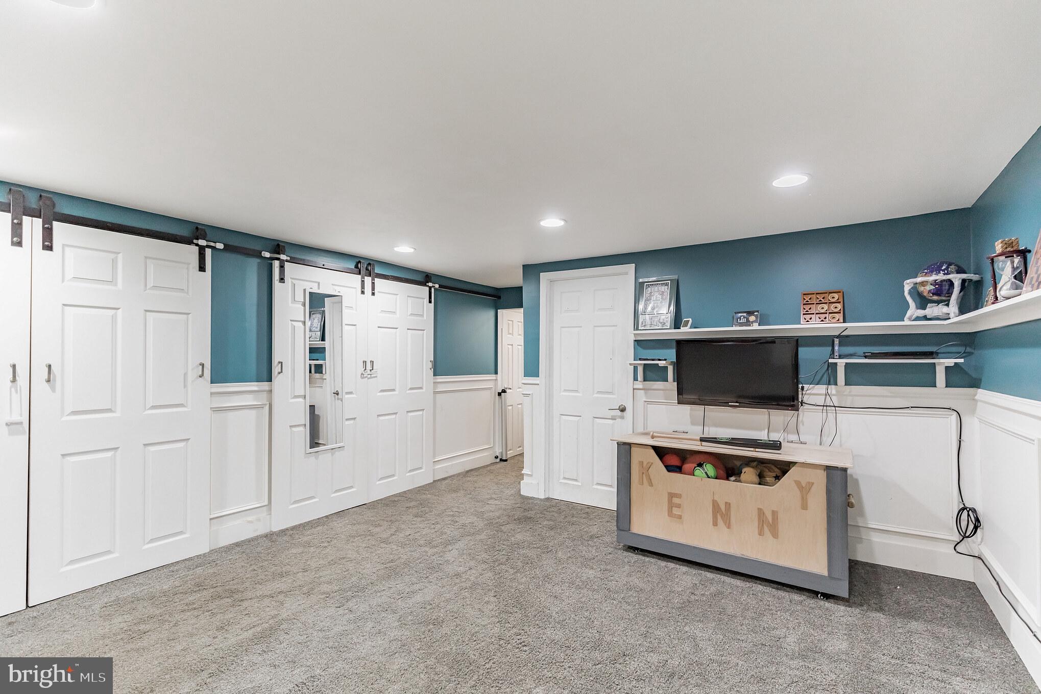 12124 Aster Road Philadelphia, PA 19154 - Photo 15 of 30