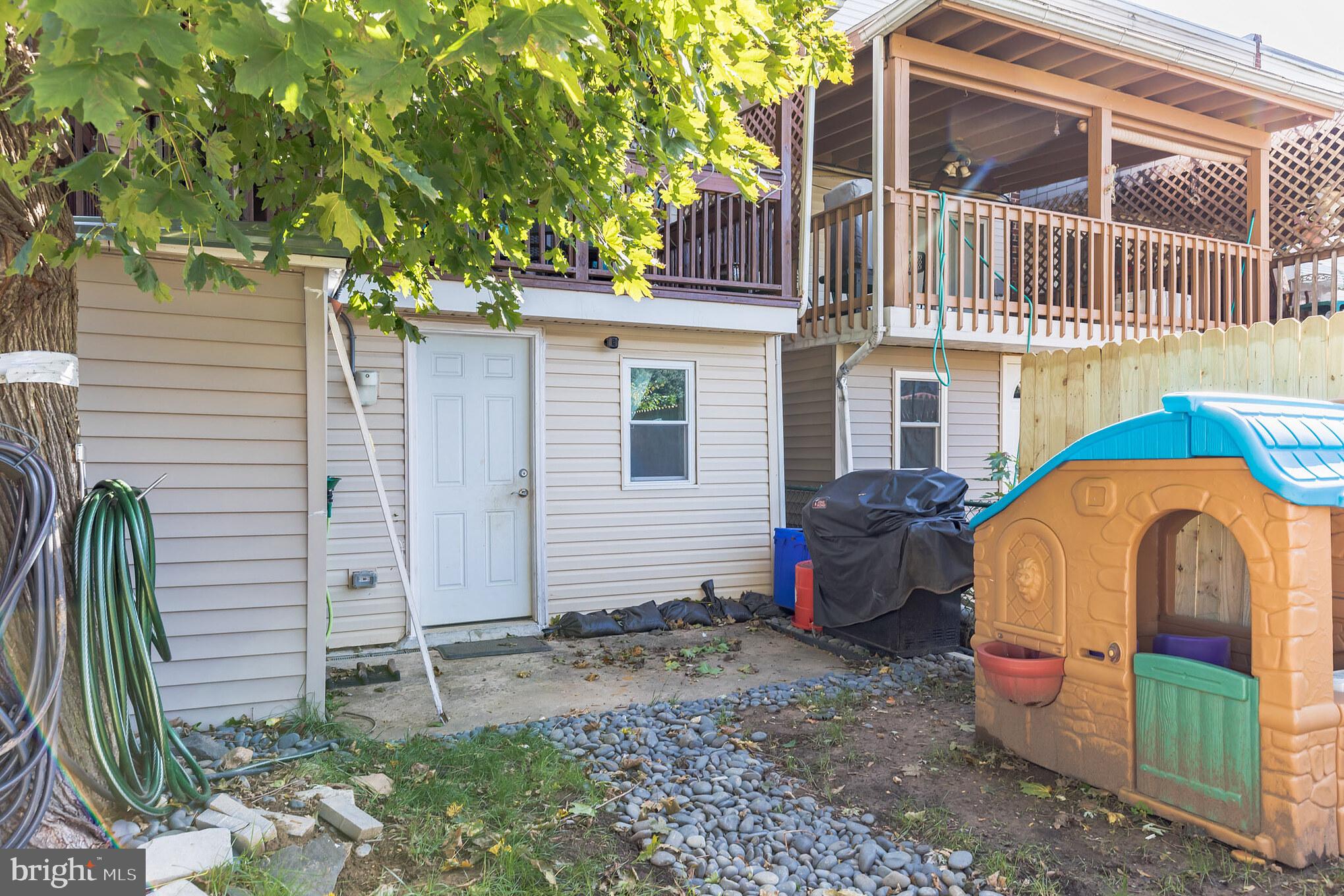 12124 Aster Road Philadelphia, PA 19154 - Photo 26 of 30