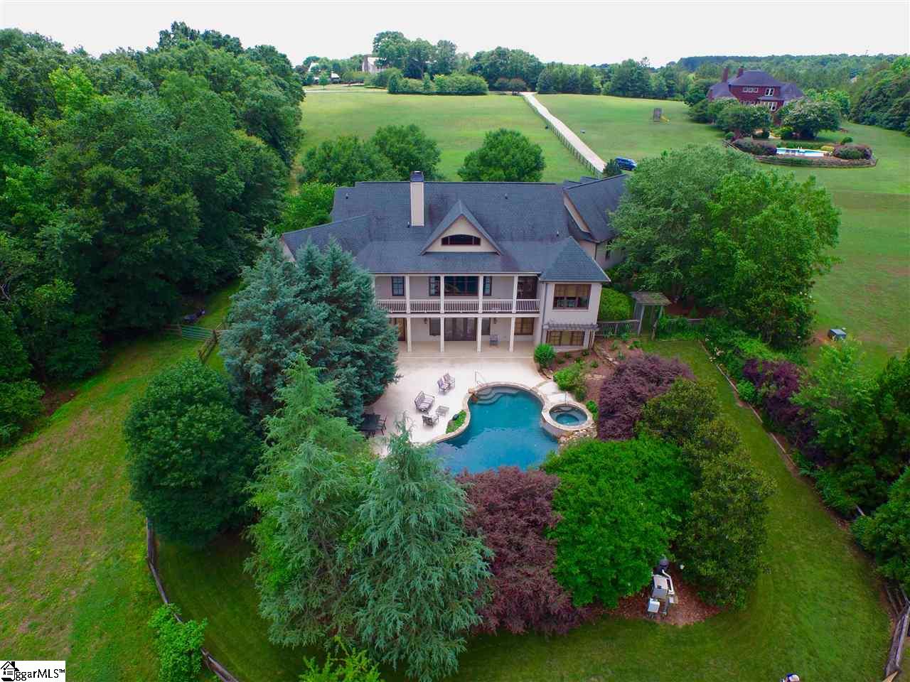 102 Bruce Farm Road Simpsonville, SC 29681 - Photo 3 of 36 Gallery Image 3