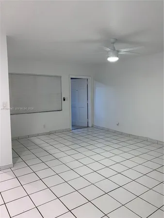 $1,550 | 2612 Johnson Street, Unit 4, Hollywood, FL 33020