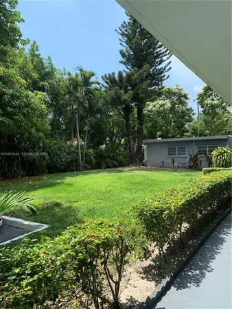 $1,550 | 2612 Johnson Street, Unit 4, Hollywood, FL 33020