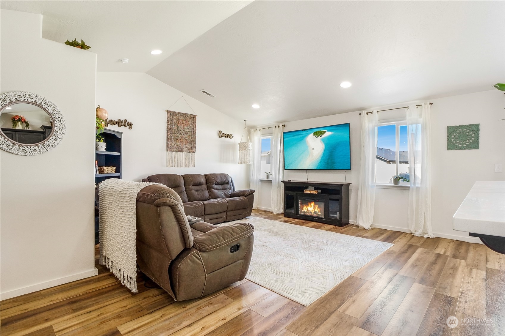 572 South Rees Street Moses Lake, WA 98837 - Photo 16 of 29 Gallery Image 16