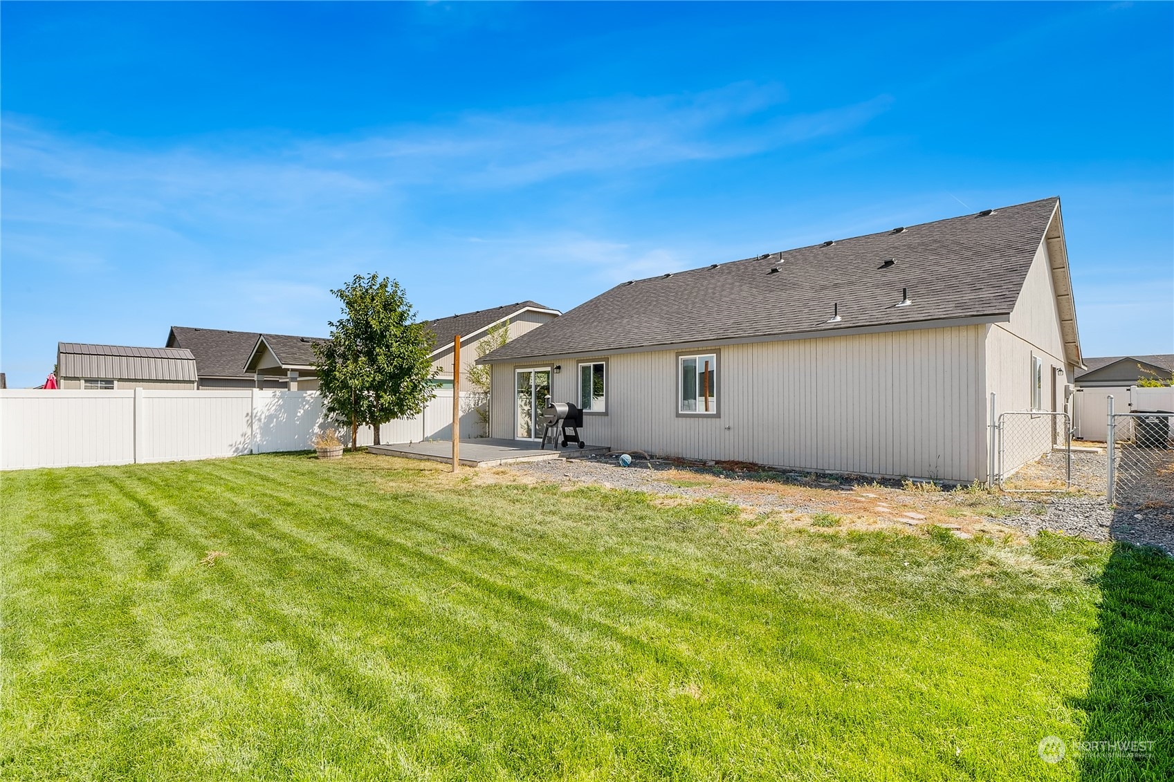 572 South Rees Street Moses Lake, WA 98837 - Photo 28 of 29 Gallery Image 28
