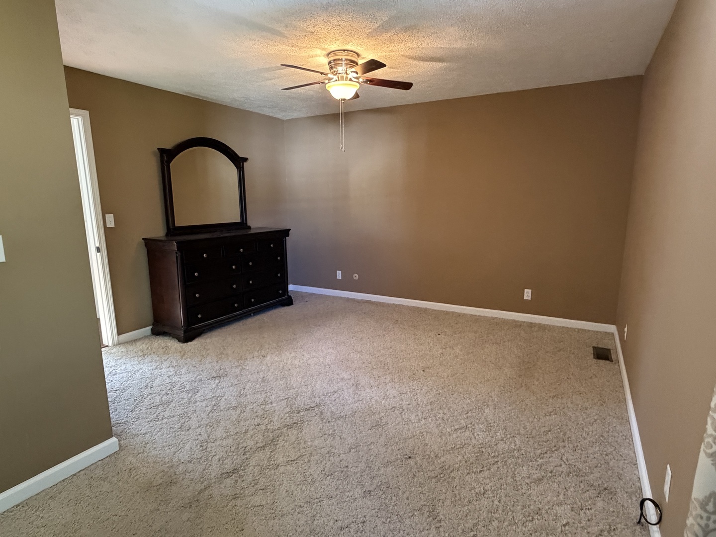 514 Country Club Road Centralia, IL 62801 - Photo 9 of 23