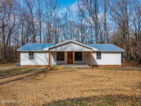 $259,900 | 1565 Ales Road, Batesville, MS 38606