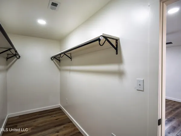 $259,900 | 1565 Ales Road, Batesville, MS 38606