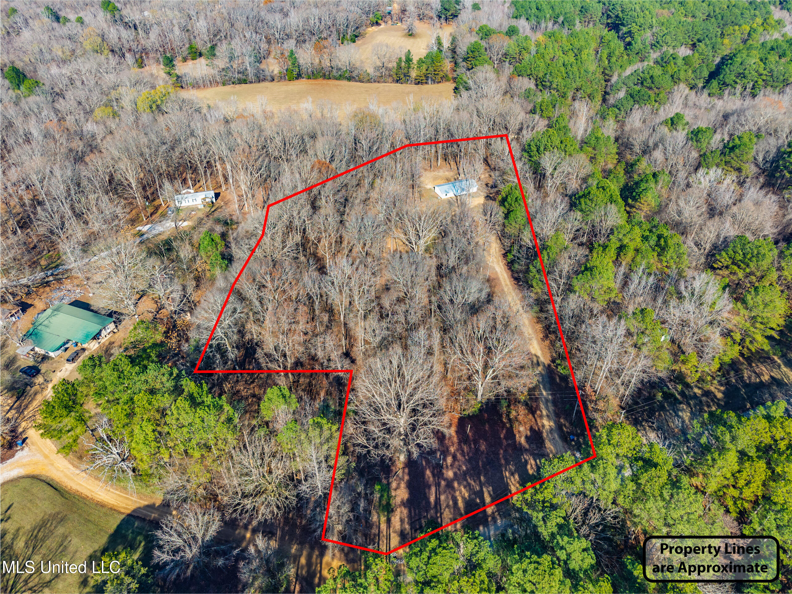 1565 Ales Road Batesville, MS 38606 - Photo 2 of 55 1565 Ales Rd Batesville MS_2025-12-09_20