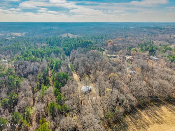 $259,900 | 1565 Ales Road, Batesville, MS 38606