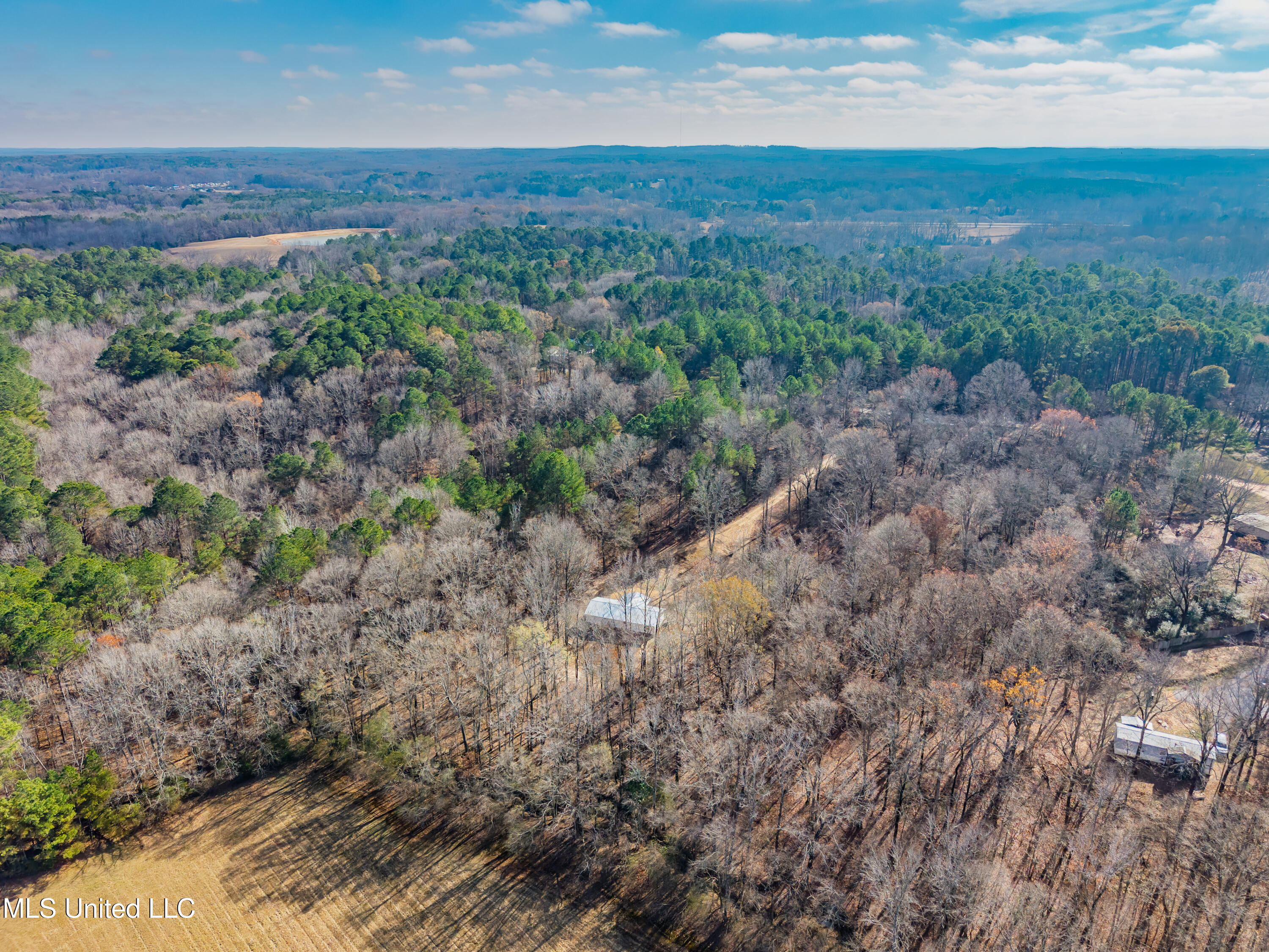 1565 Ales Road Batesville, MS 38606 - Photo 40 of 55 1565 Ales Rd Batesville MS_2025-12-09_17