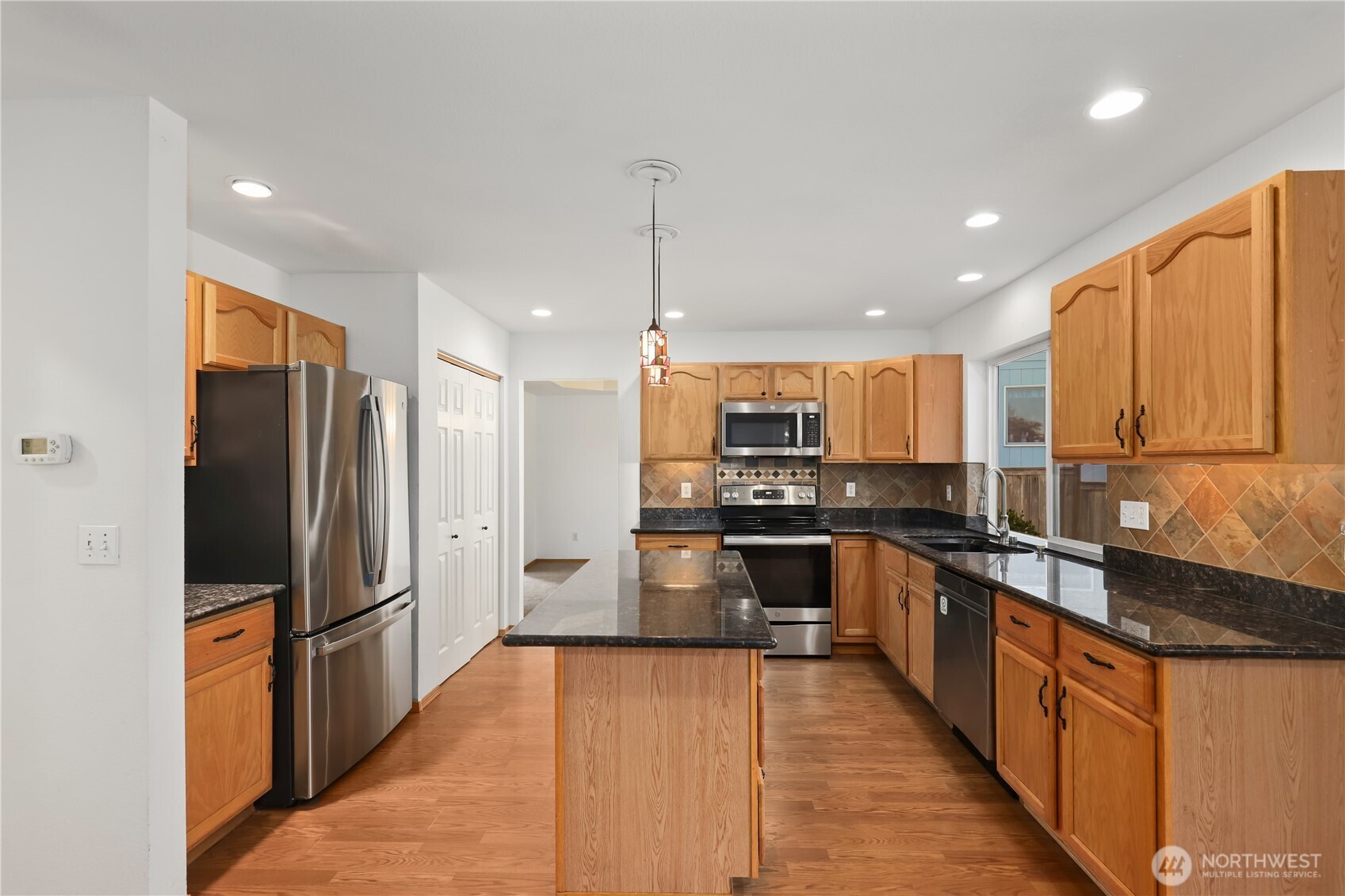 2115 Craig Road Southeast Olympia, WA 98501 - Photo 11 of 40