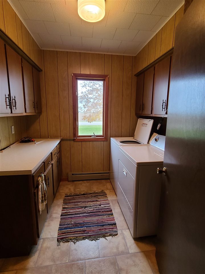 3305 North Baldwin Road Alma, MI 48801 - Photo 12 of 25 1894906-11.JPG