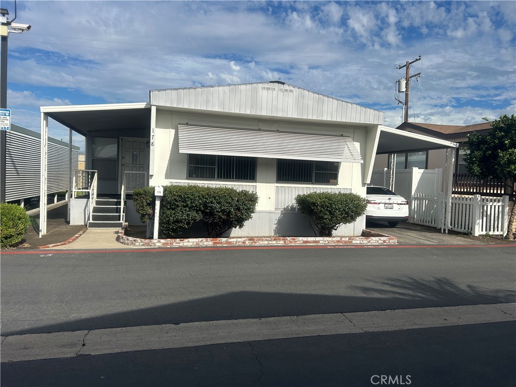 3050 West Ball Road, Unit 178 Anaheim, CA 92804 - Photo 1 of 17 Gallery Image 1