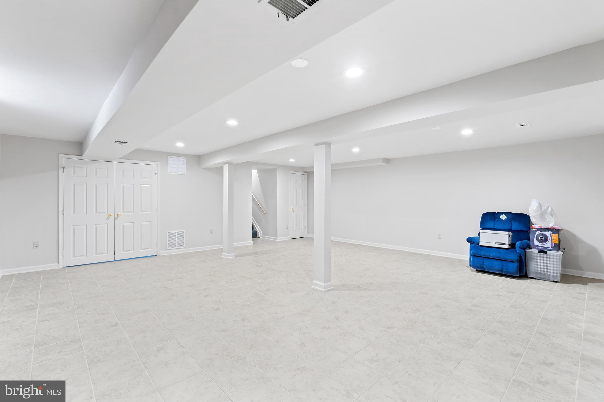 13905 Pond View Road Silver Spring, MD 20905 - Photo 37 of 52 Lower Level