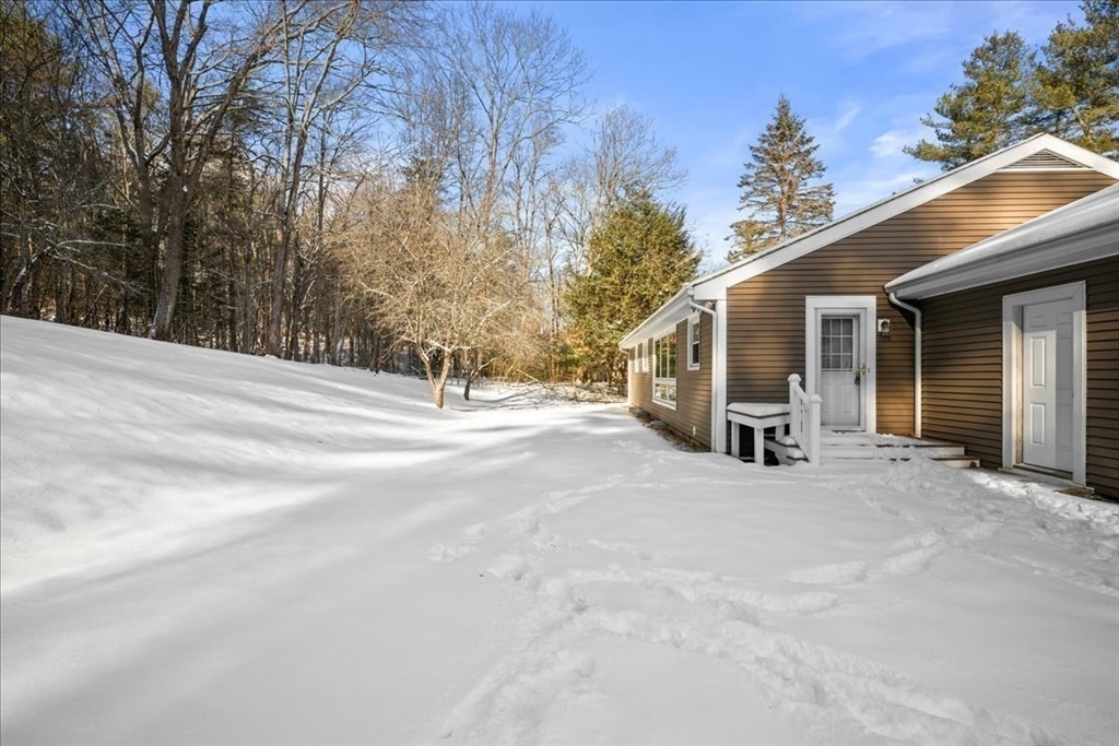256 Worcester Road Barre, MA 01005 - Photo 26 of 35 Gallery Image 26
