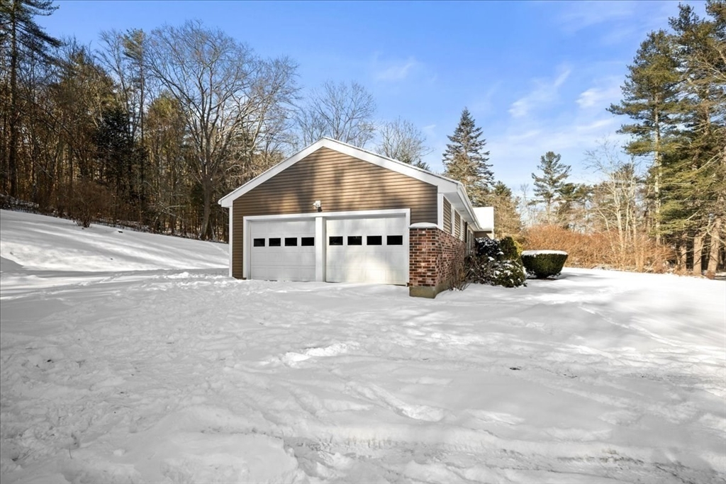 256 Worcester Road Barre, MA 01005 - Photo 29 of 35 Gallery Image 29