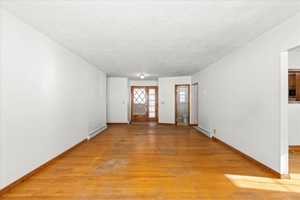 256 Worcester Road Barre, MA 01005 - Photo 9 of 35 Gallery Image 9